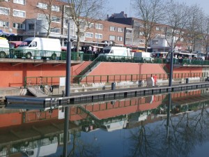 Halte fluviale sur la Sambre, à Maubeuge