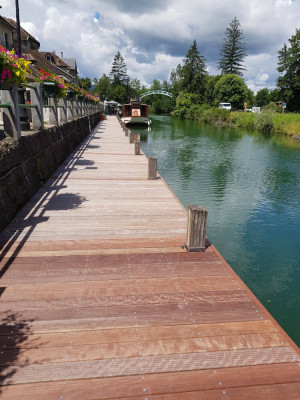 embarcadère de Chanaz sur le lac du Bourget